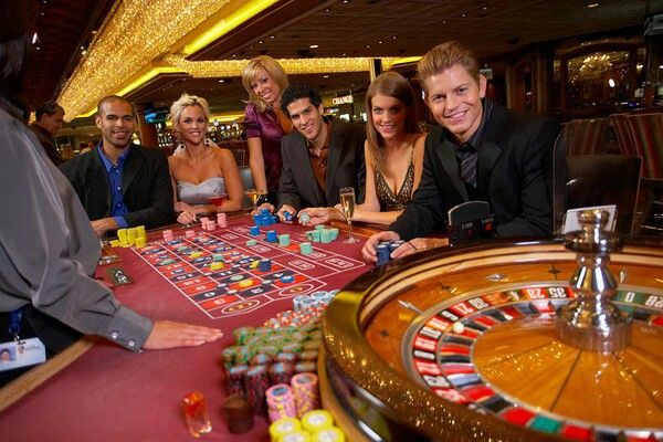 Queencasino پاکستان ریئل منی گیمز
